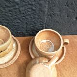 Set of 4 coffee/tea cups and saucers