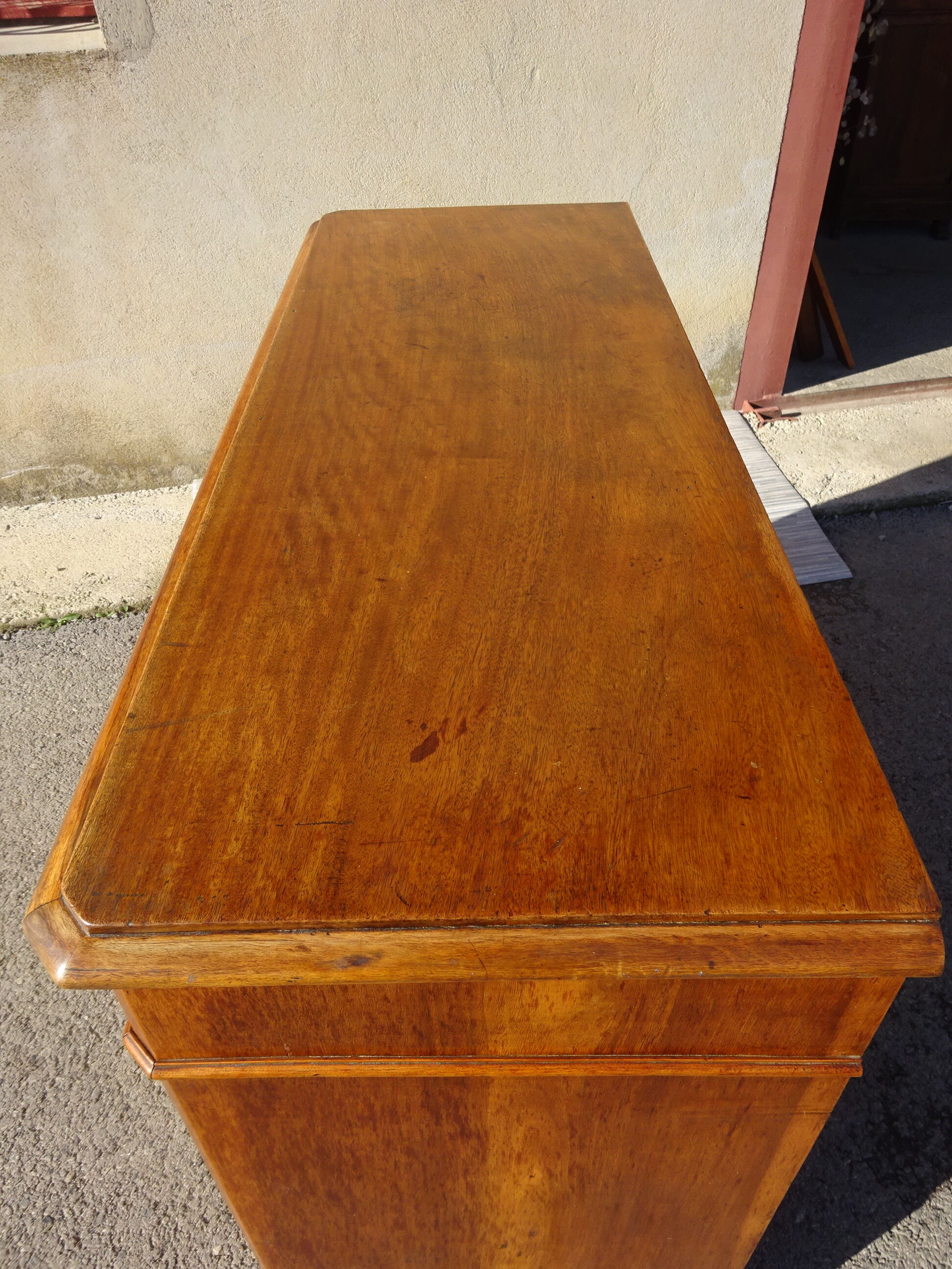 Louis-Philippe sideboard, late nineteenth, walnut