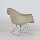 Rare Herman Miller / Charles & Ray Eames “LAR” fiberglass armchair on “Cat’s Cradle Base” / 1950s-1960s