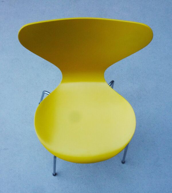 Chaise Mod.  3107  Arne Jacobsen  Jaune