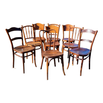 9 chaises bistrot début XXe en bois courbé