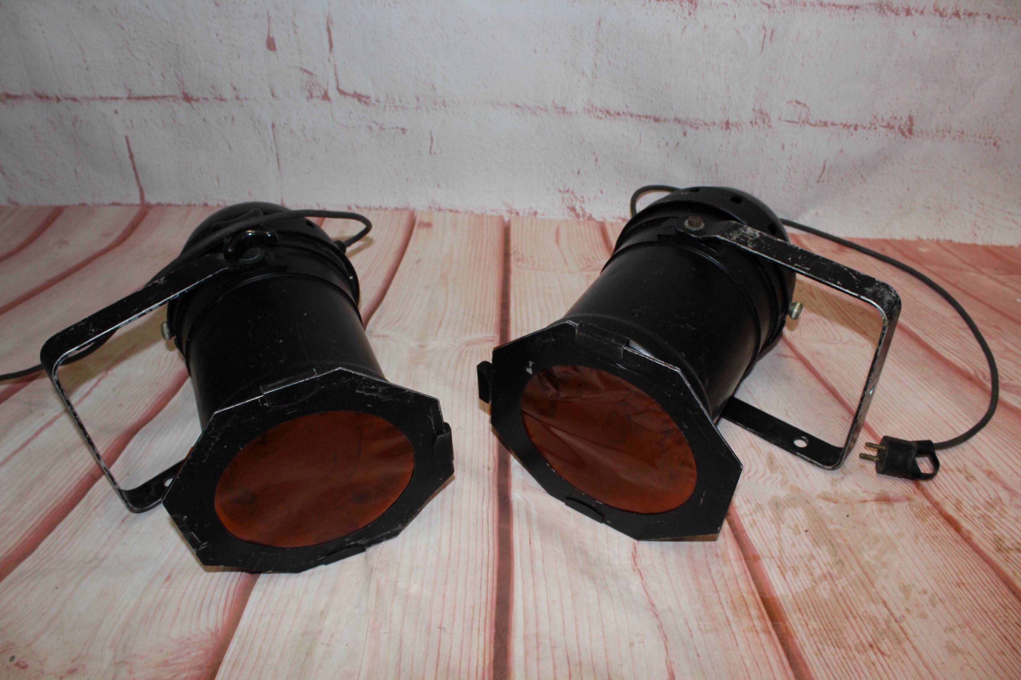 Old projectors, cinema lamps,