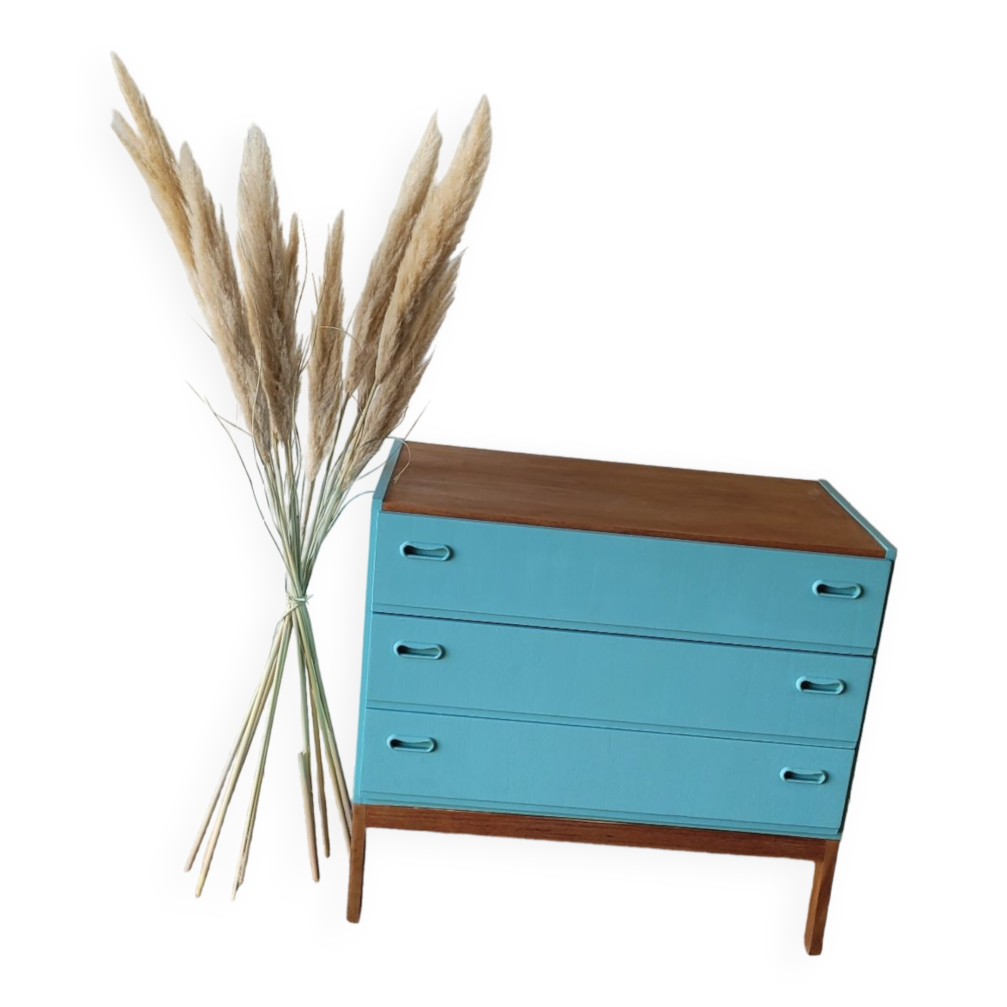 Vintage chest of drawers