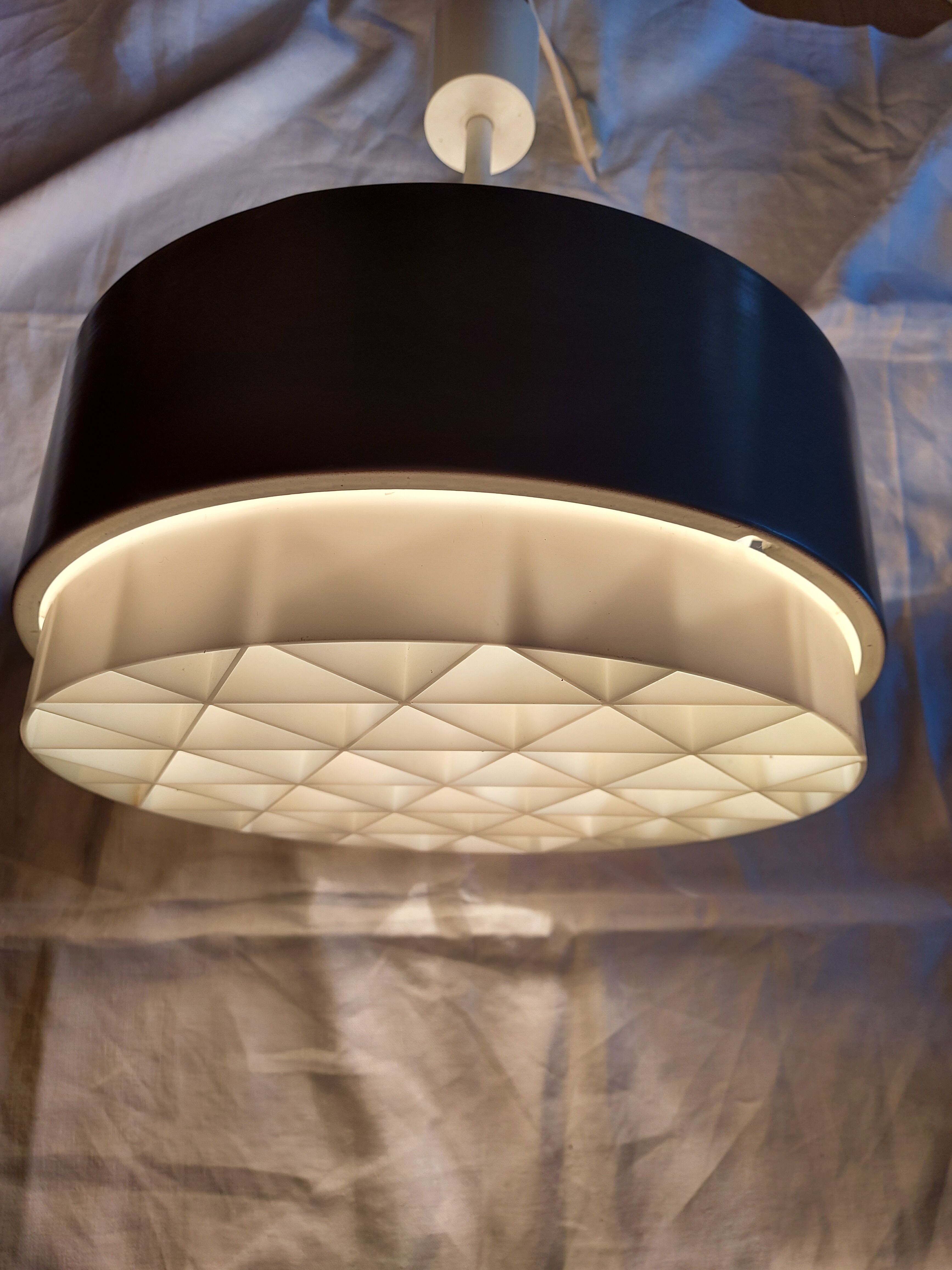 Scandinavian hanging lamp