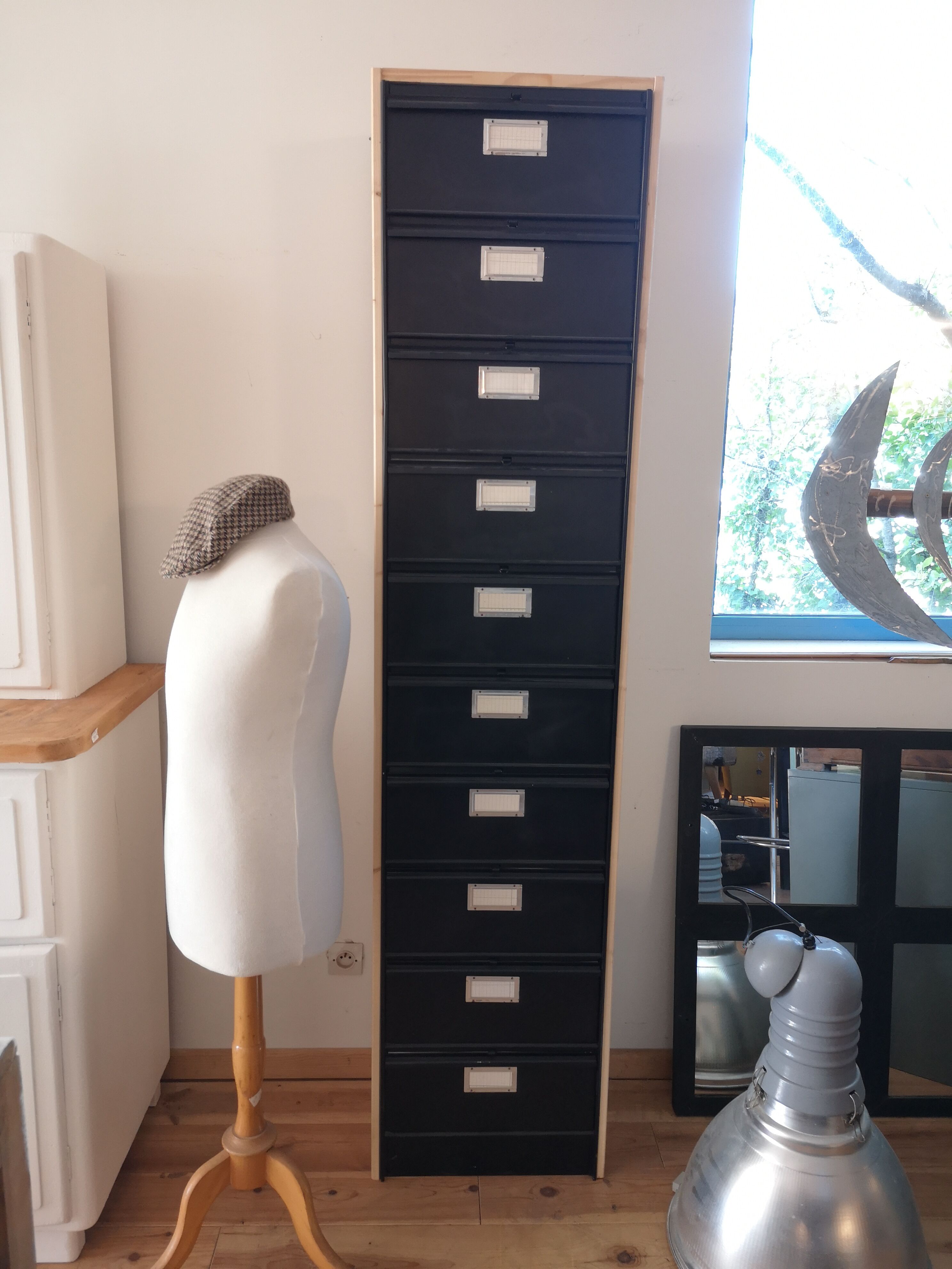 Metal column ten valves storage cabinet administration. Black mast and wood color