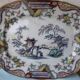 Plat en faience décor japonisant