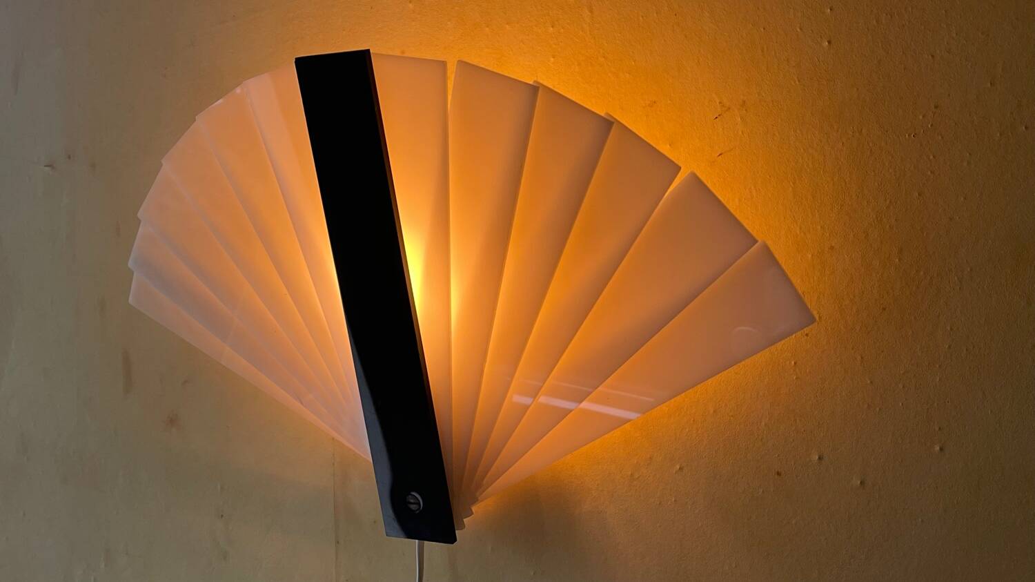 Mawa wall light