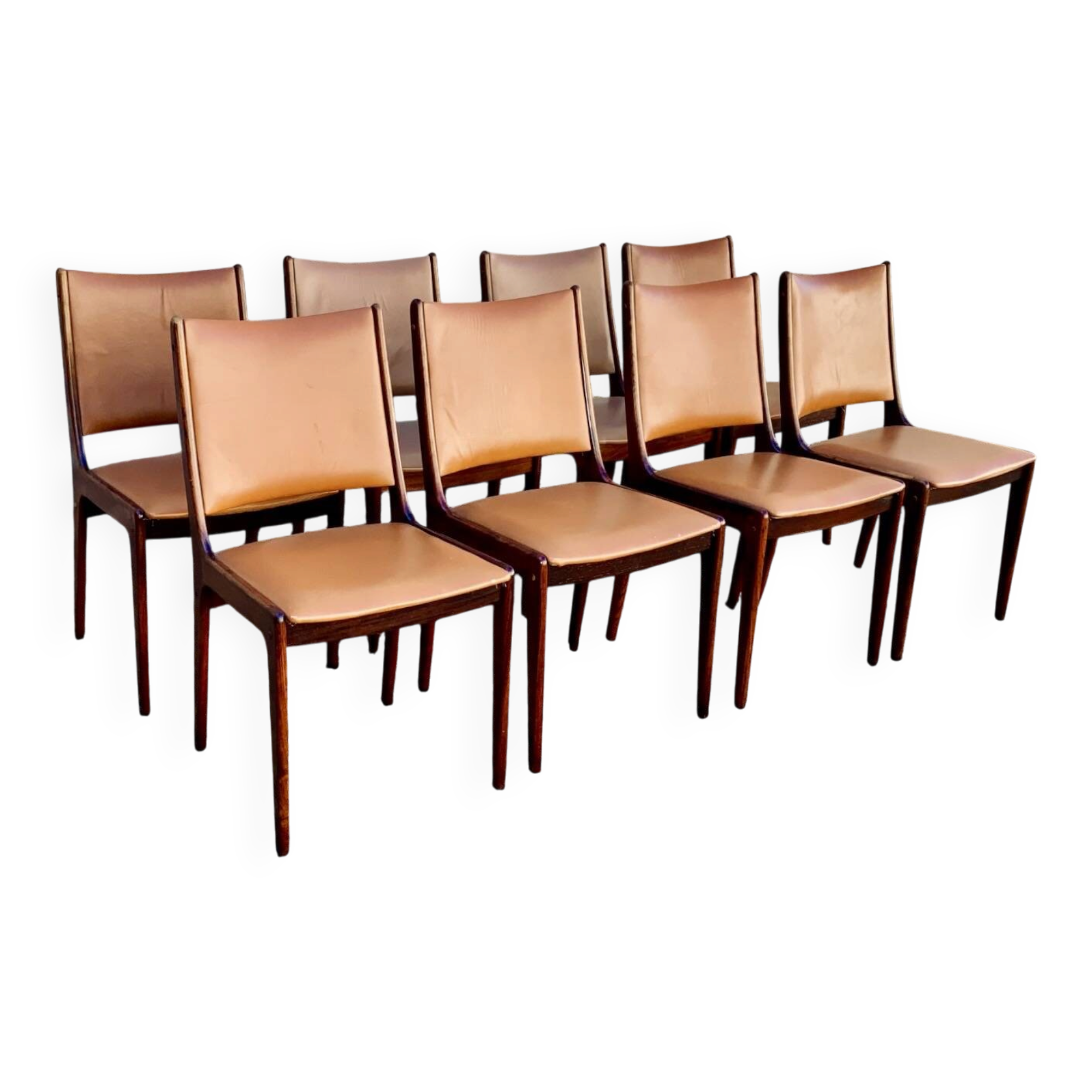 8 chaises scandinaves années 1960 de johannes andersen en palissandre massi