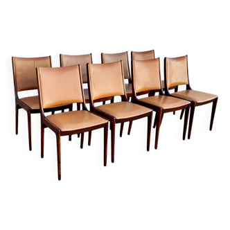 8 Scandinavian chairs from the 1960s by Johannes Andersen in solid rosewood.