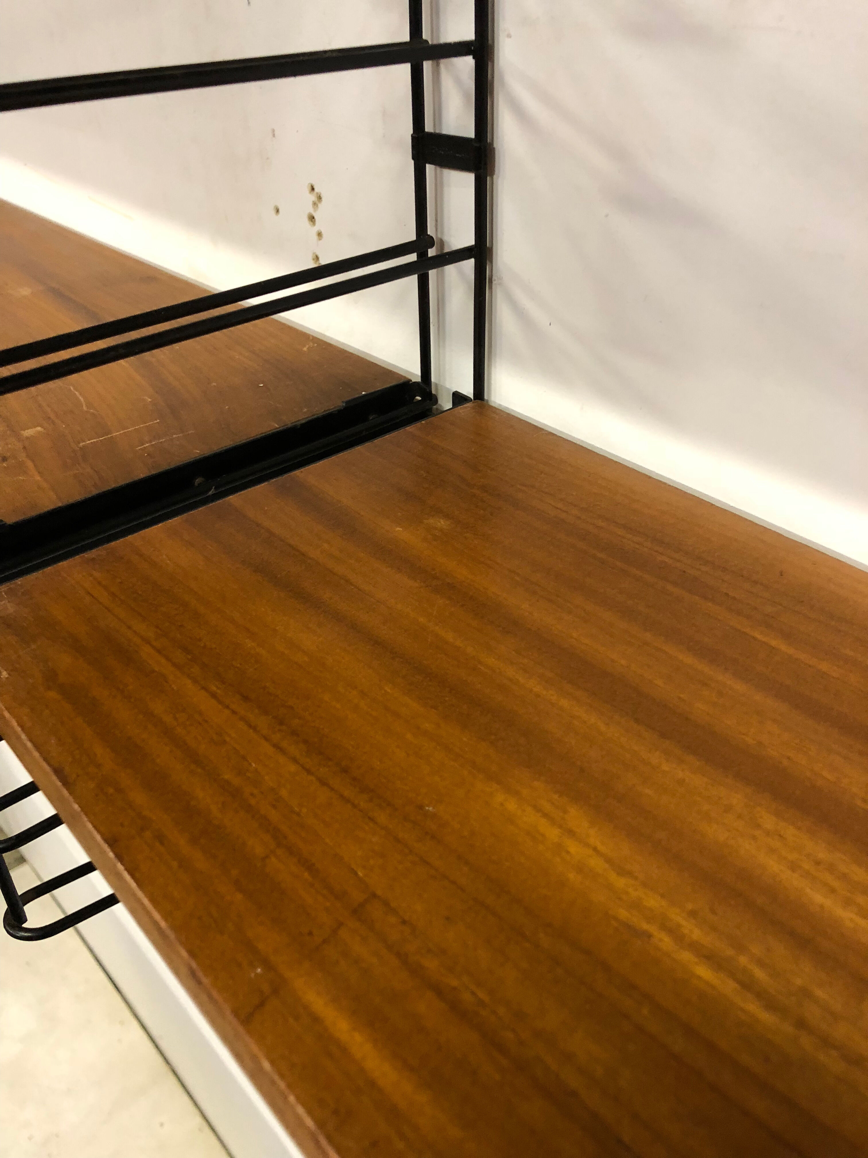 Tomado shelf Holland 60