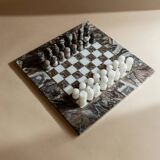 Vintage Marble Chess Set in Grey and Pink Stone – Hand-Carved Pieces, 31x31 cm Board, 1960s Italian Design