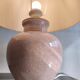 Lampe boule en céramique rose avec abat-jour