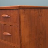 Commode en teck, design danois, années 1970, production : Danemark