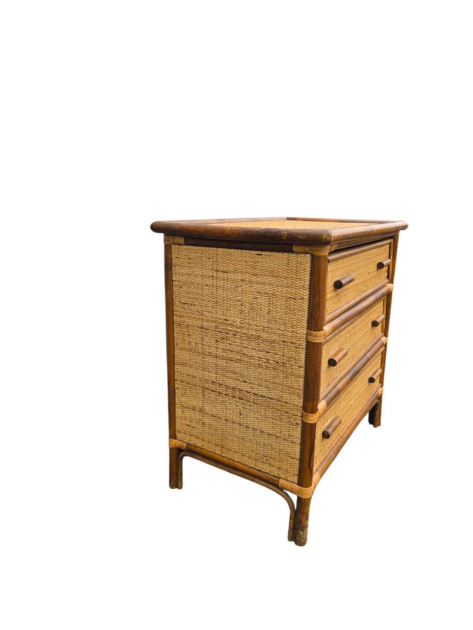 Rattan chest of drawers with 3 drawers