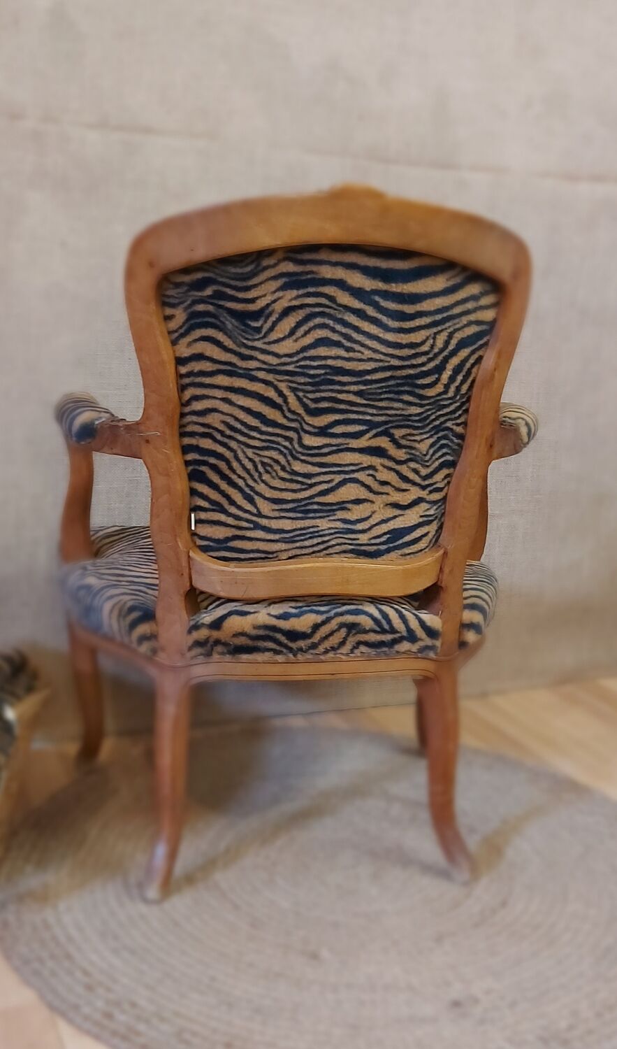 Armchair Louis XV bison