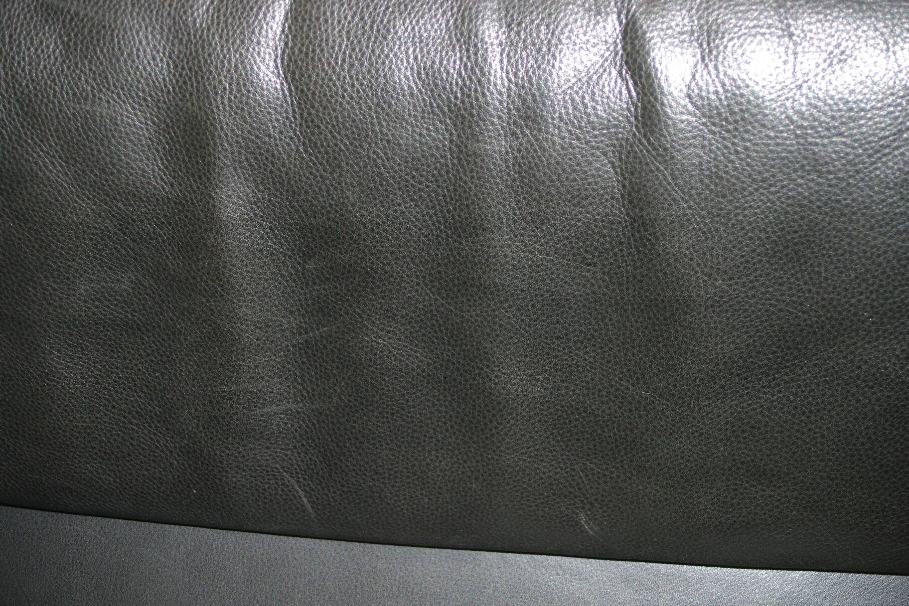 VINTAGE 2-SEAT SOFA DS2011 FOR DE SEDE