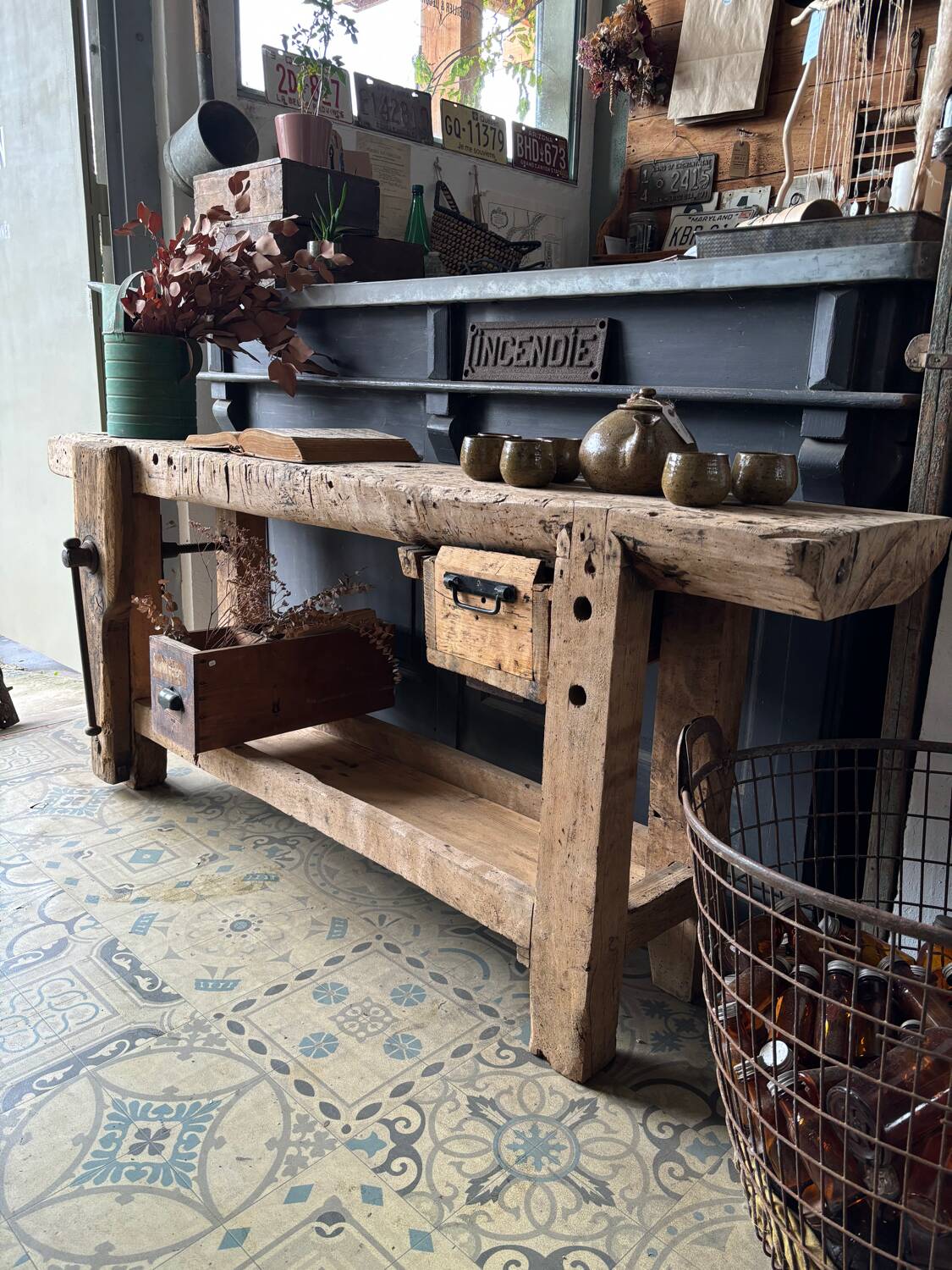 Carpenter's workbench