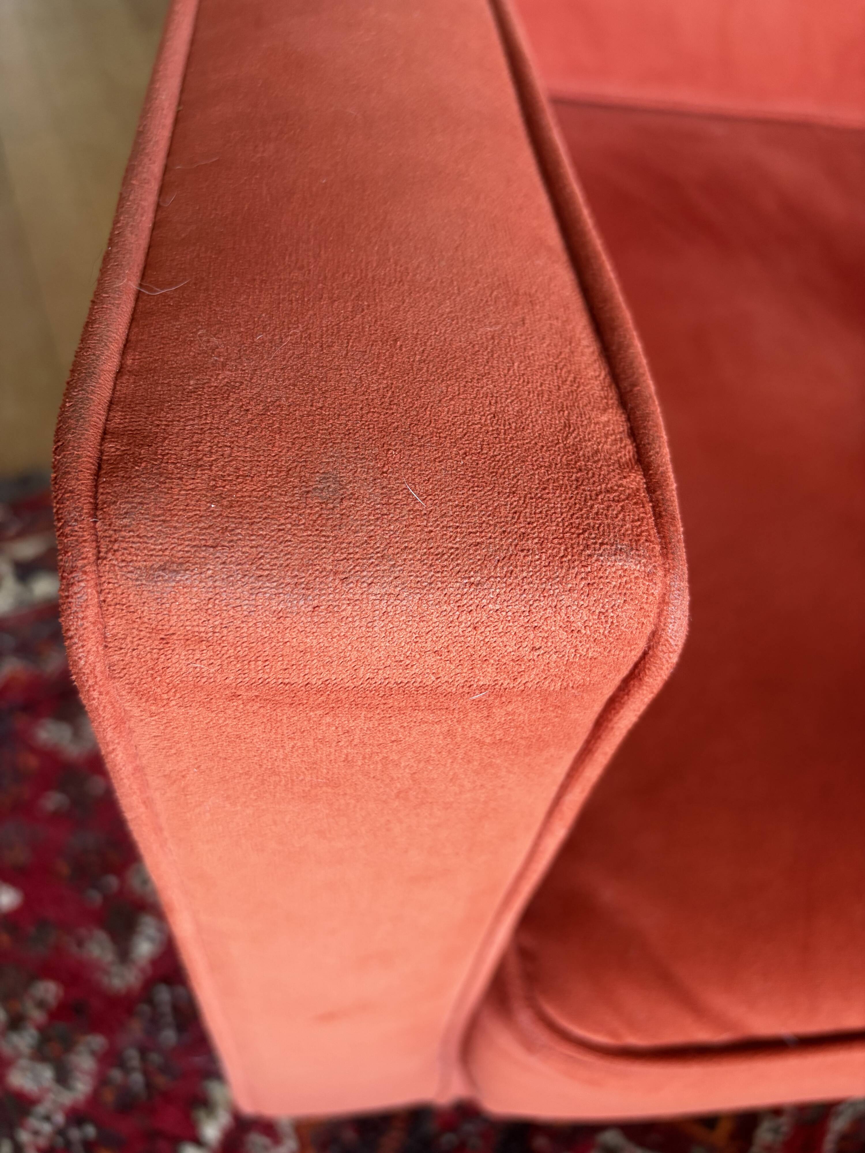 Wind armchair in caramel/brown velvet
