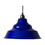 Blue metal workshop suspension