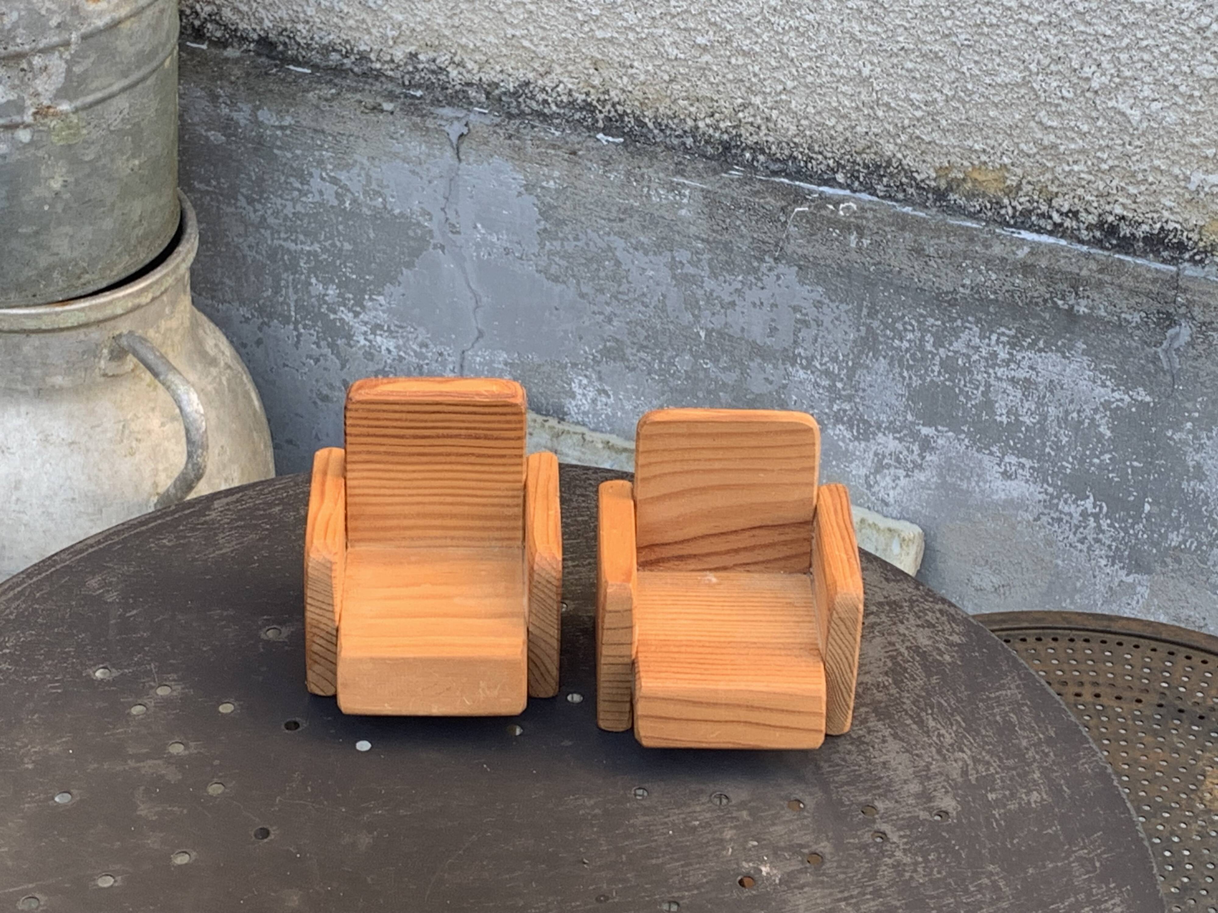 Set of furniture for dolls and dolls' houses, handcrafted, consisting of a sofa and two armchairs