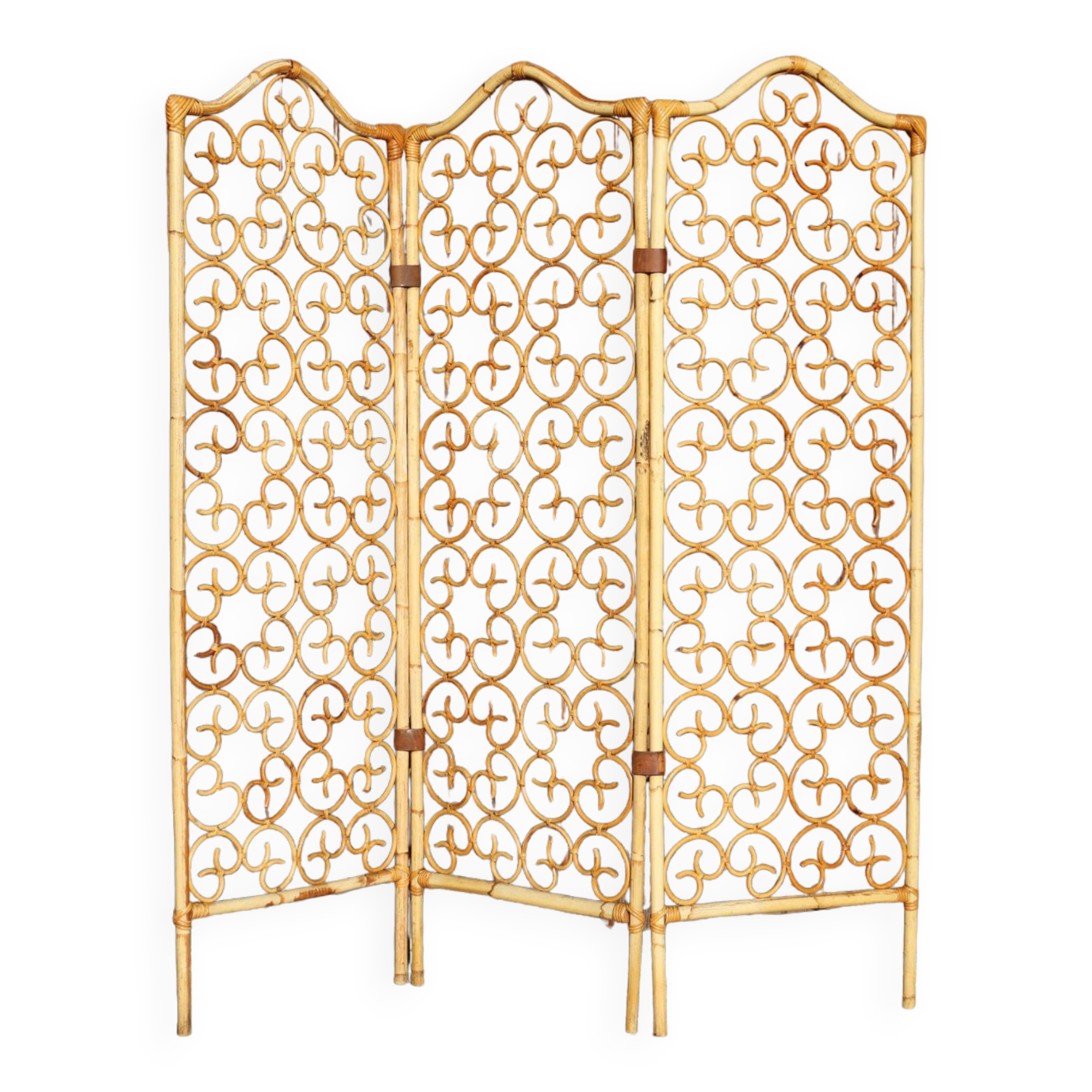 Italian rattan screen