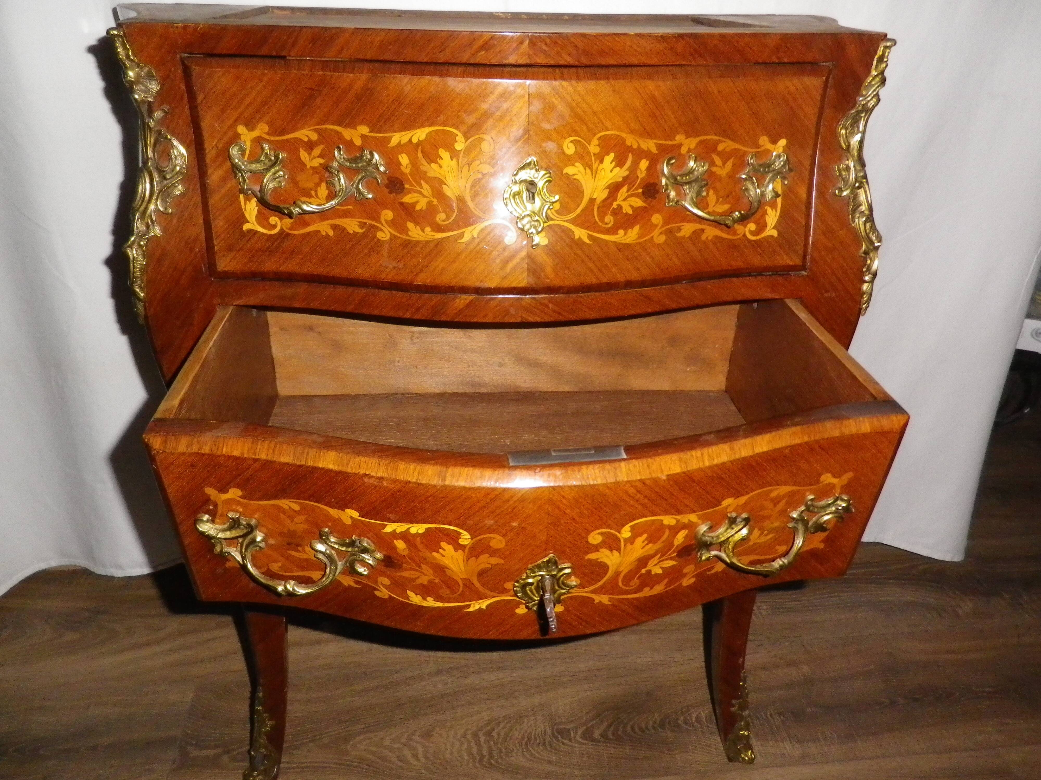 Louis XV style chest of drawers
