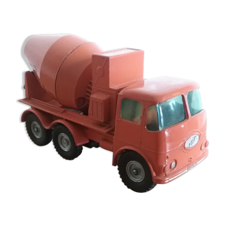 Ready mix concrete truck from Matchbox England ref 13