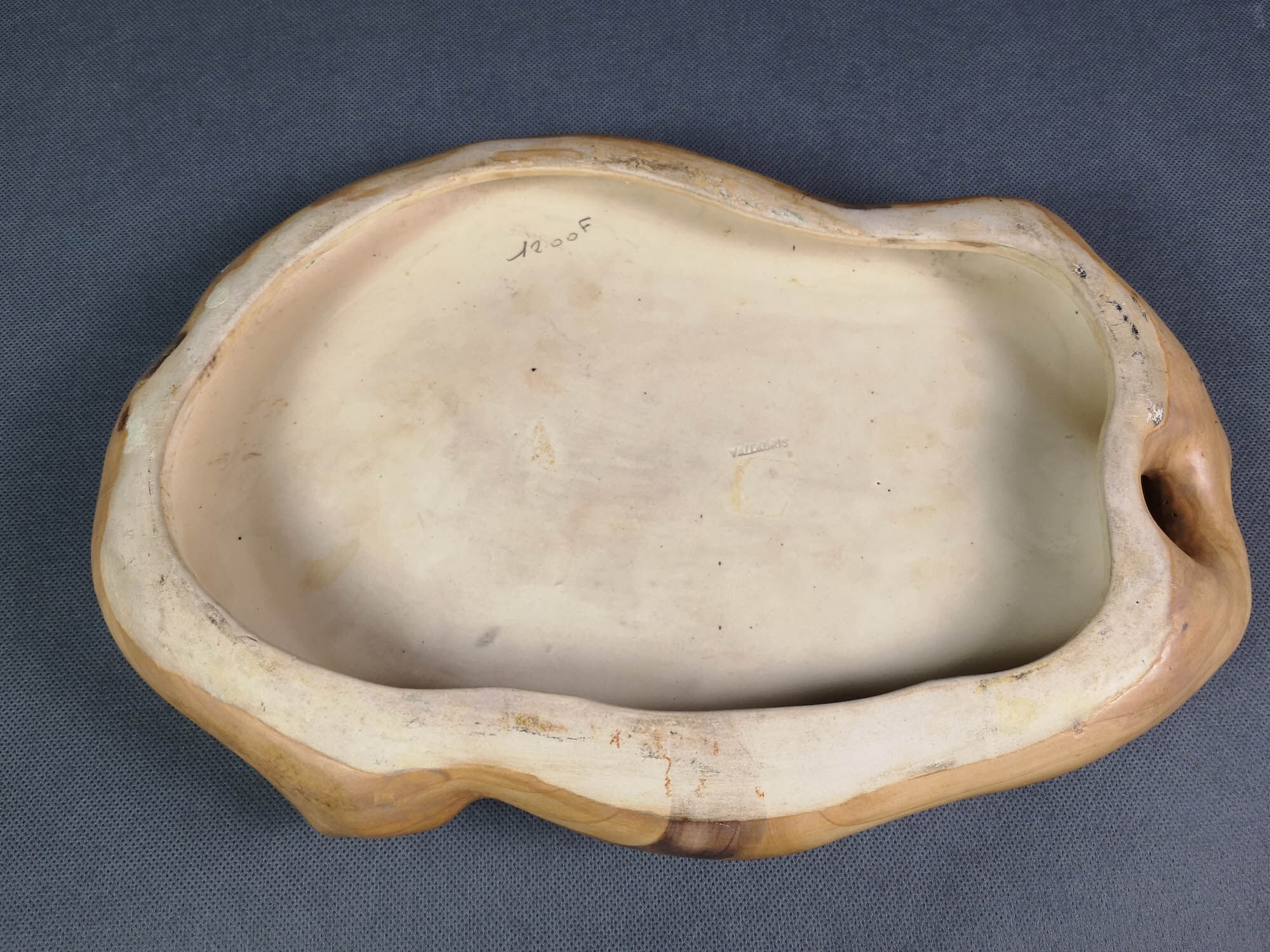 Grandjean Jourdan free-form tray - Faux-bois mat Vallauris