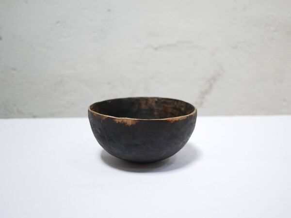 Bol africain ancien en bois