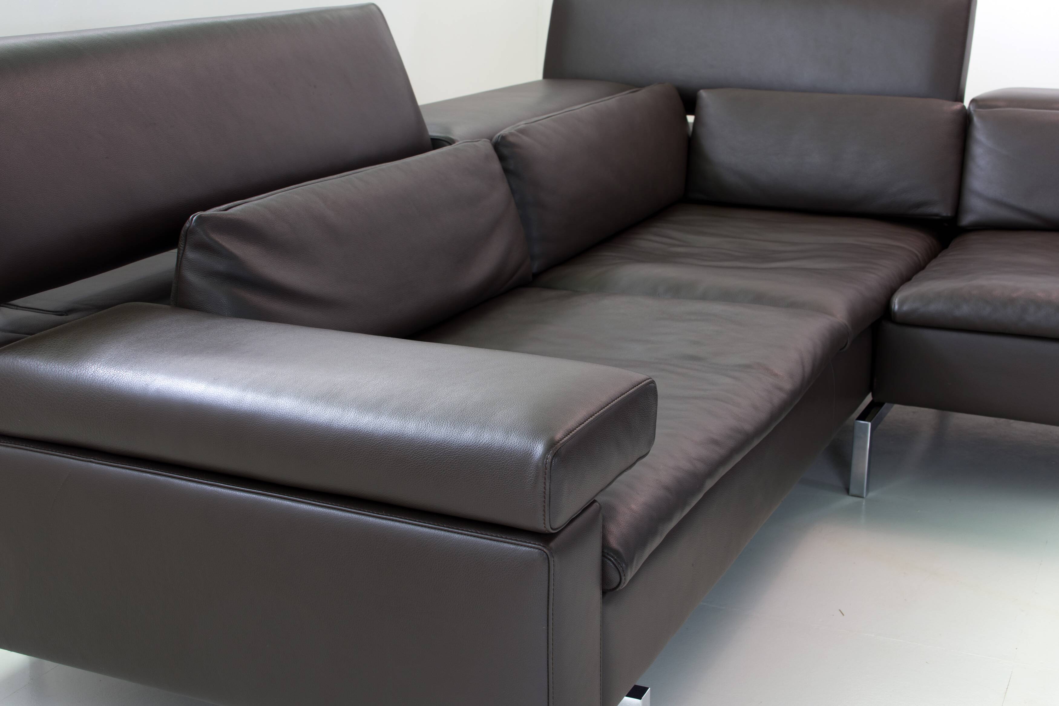 Jori Shiva leather corner sofa – Jean-Pierre Audebert
