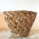 Woven wicker planter