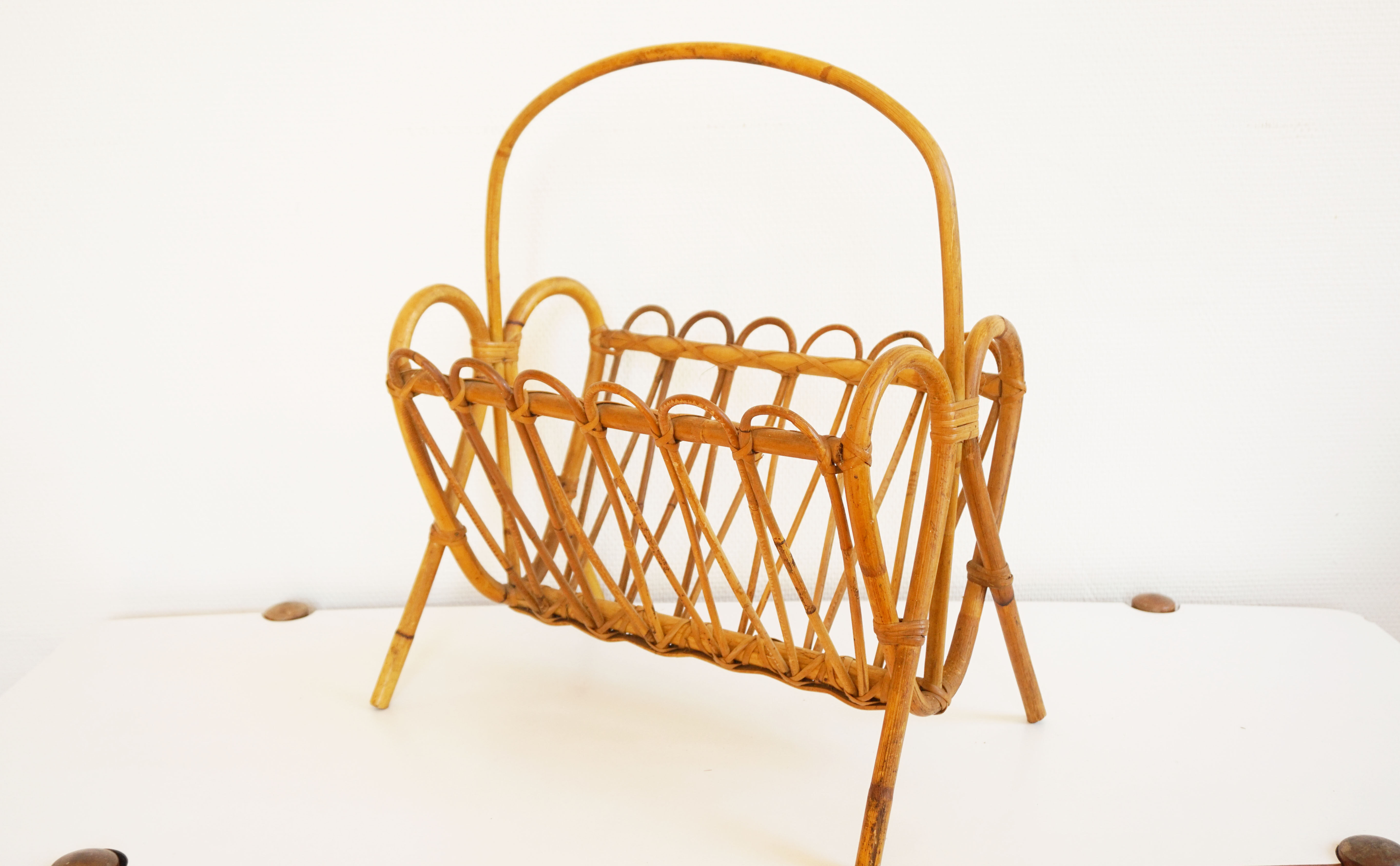Magazine rack vintage rattan