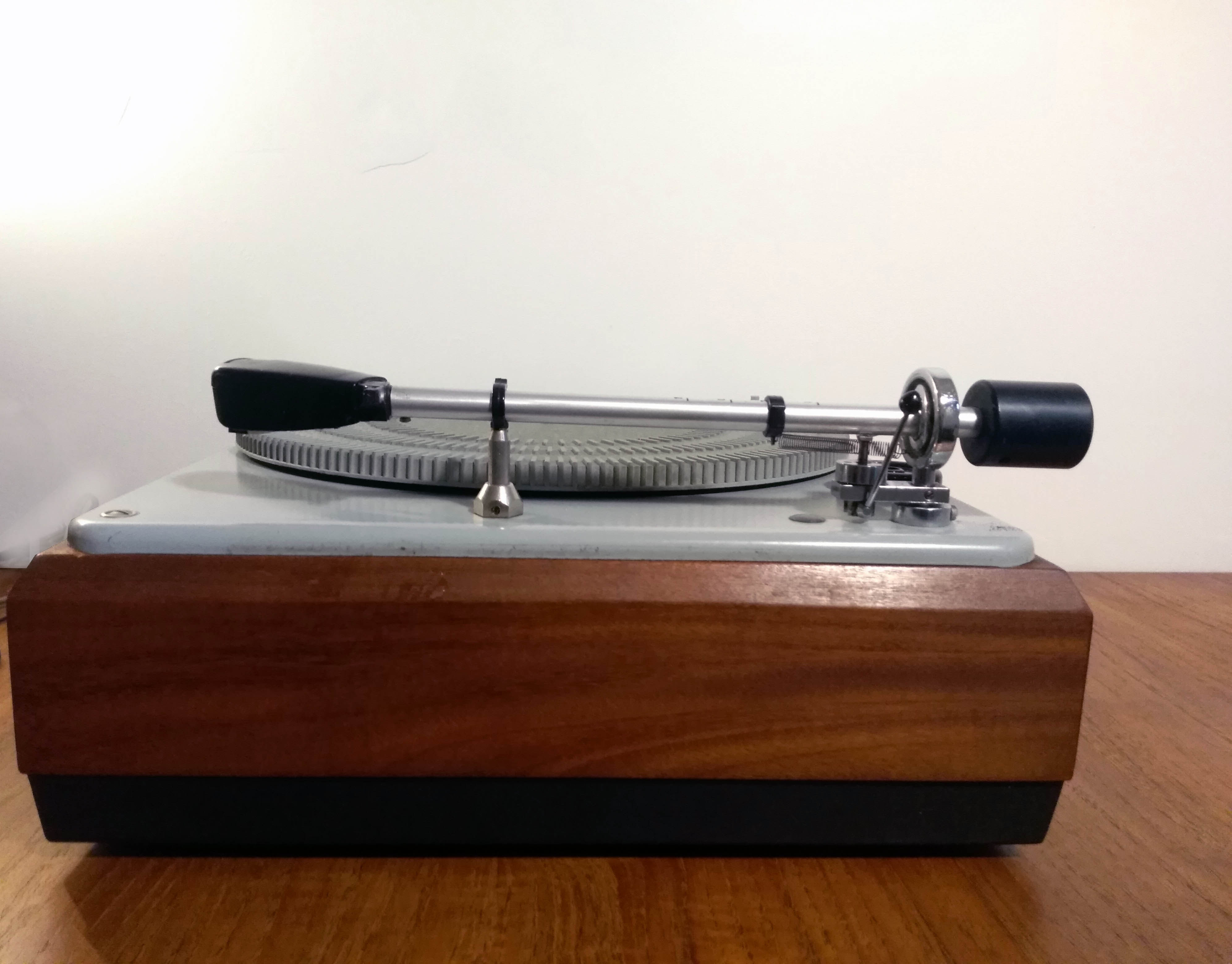 Turntable Bang & Olufsen 42 V 1963