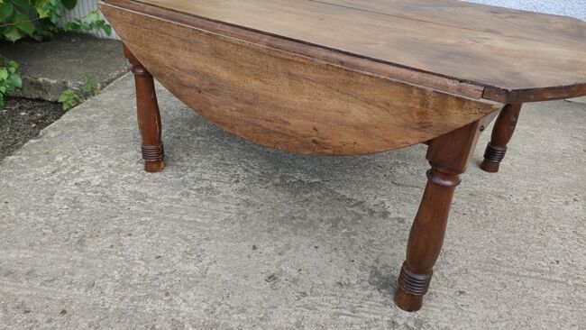 Table ronde basse