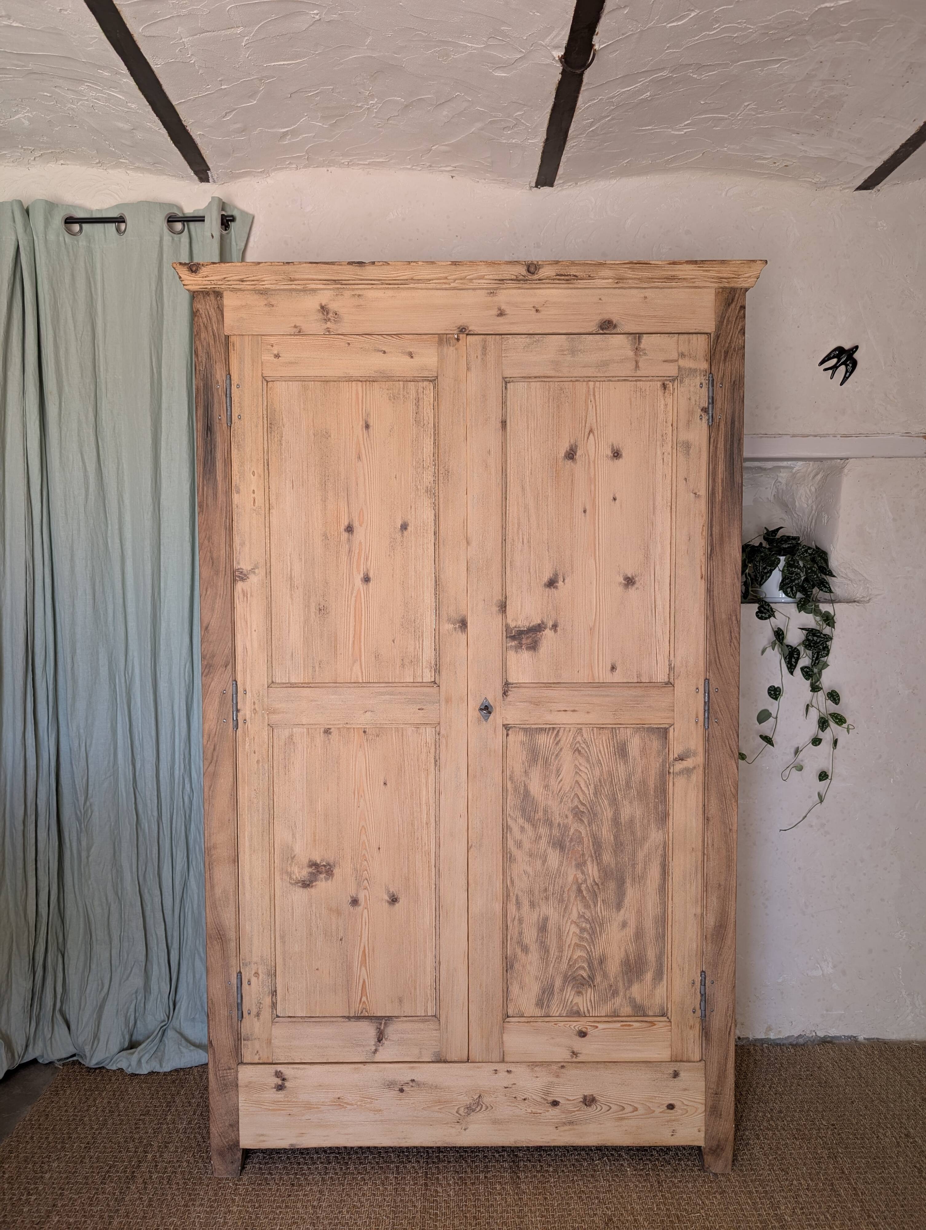 Large wardrobe - hanging space and shelves
