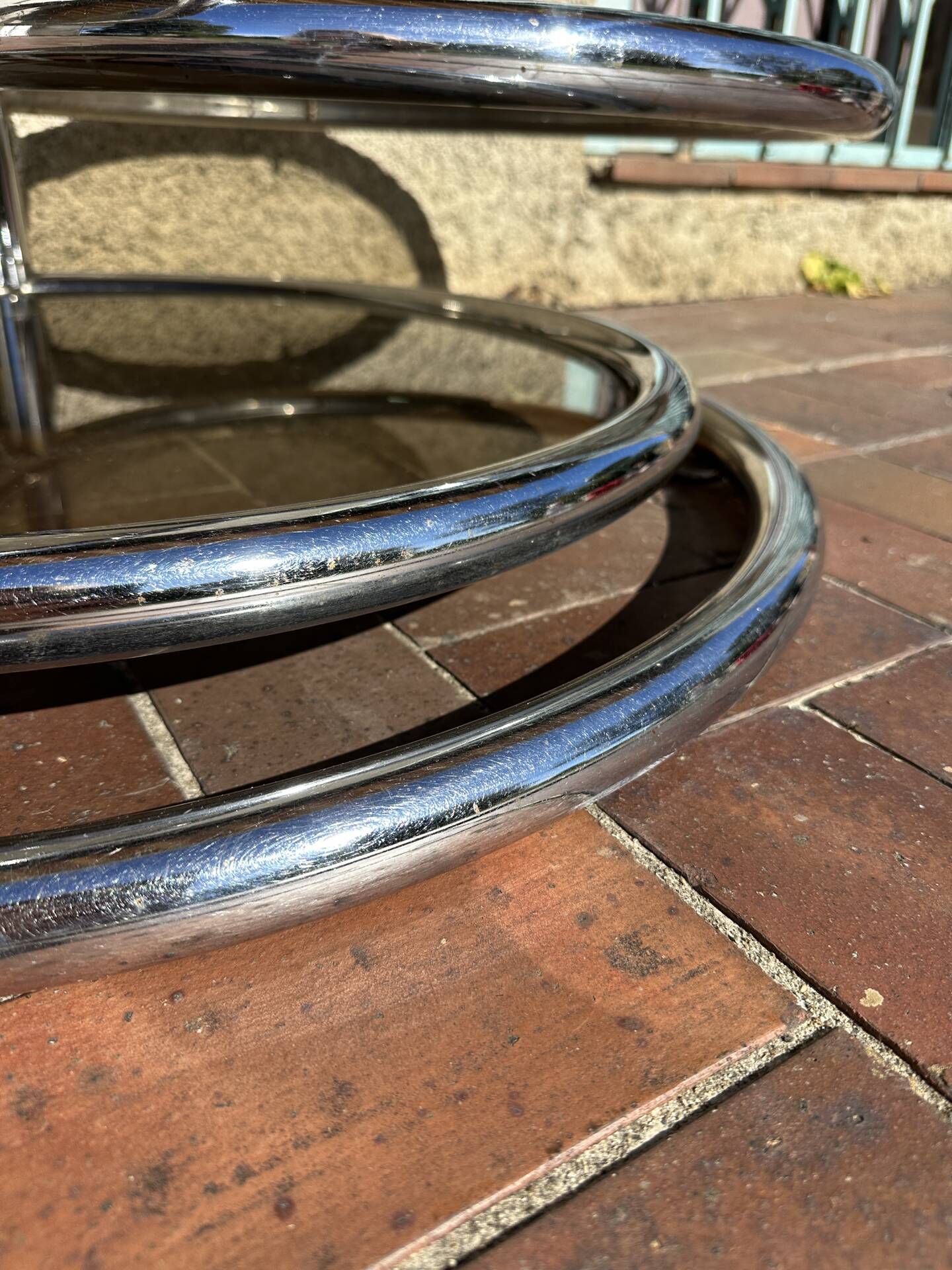 Vintage swivel coffee table by Milo Baughman, Artedis Roche Bobois