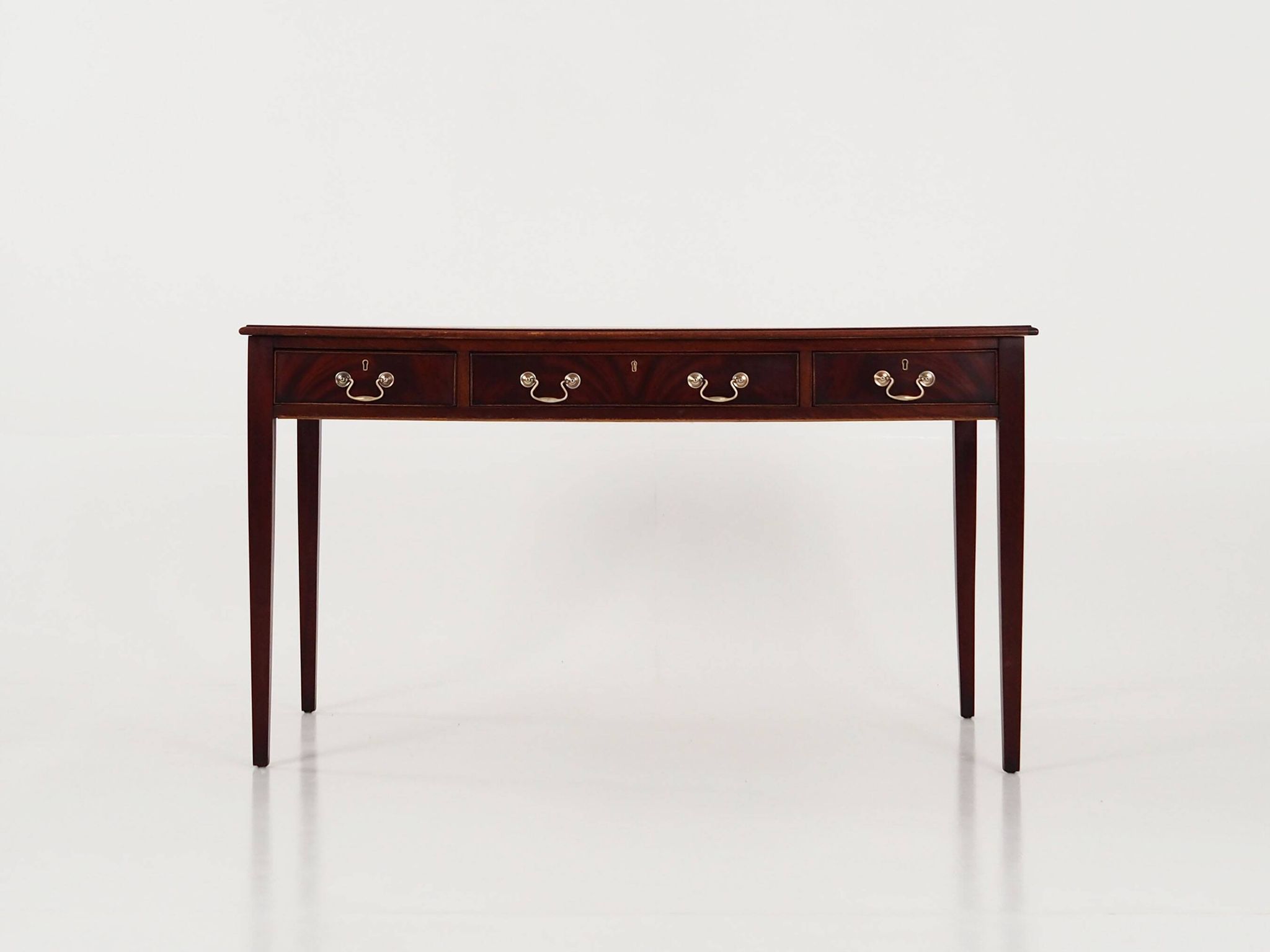 Mahogany desk, Danish design, 1970s, production: Denmark