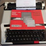 Olympia Splendid typewriter