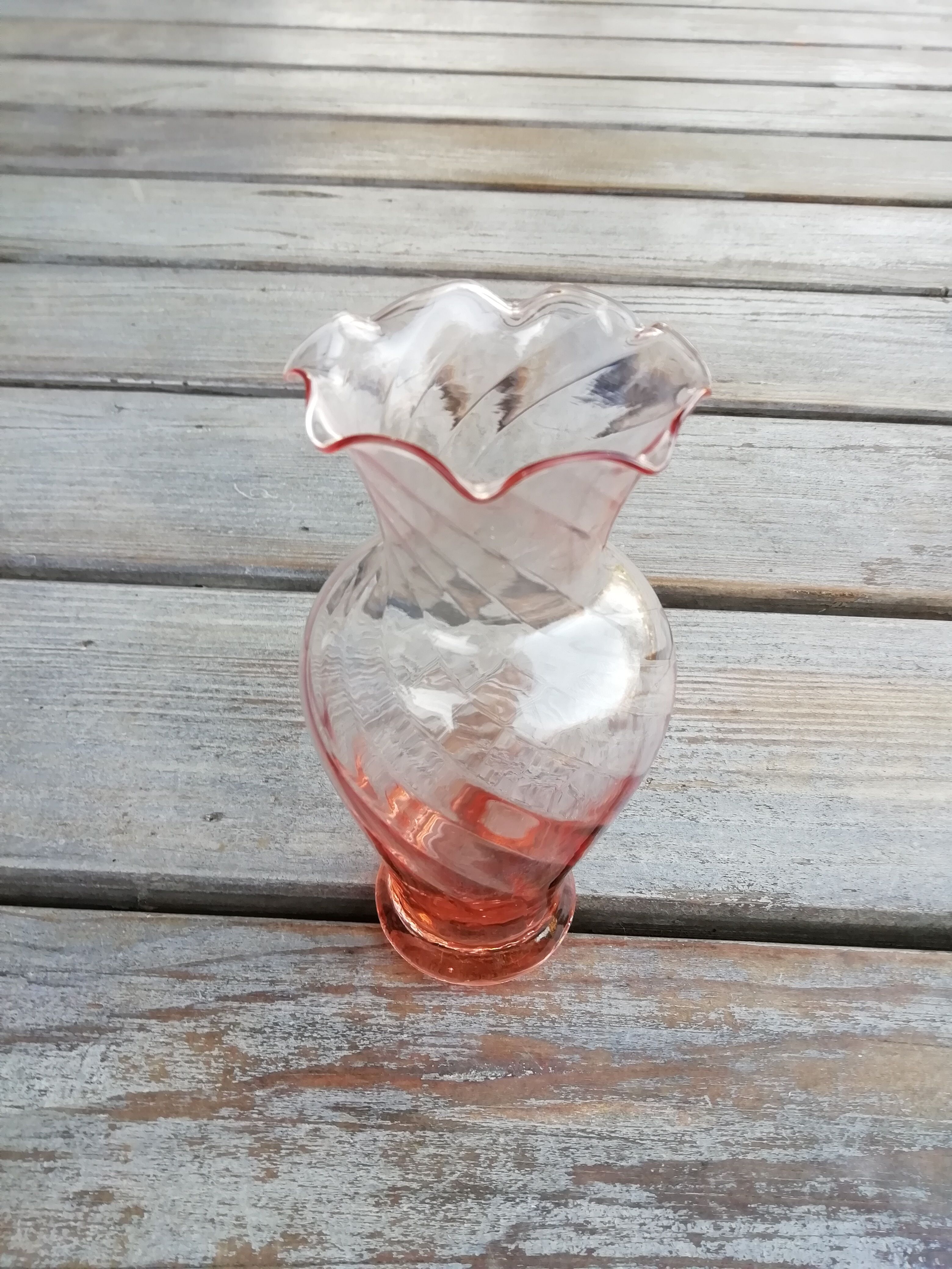 Vase verre rose