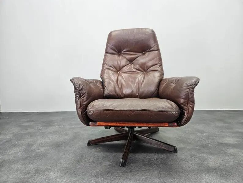Midcentury Swivel Leather and Wood Armchair Göte Möbler Nässjö, Sweden, 1960s