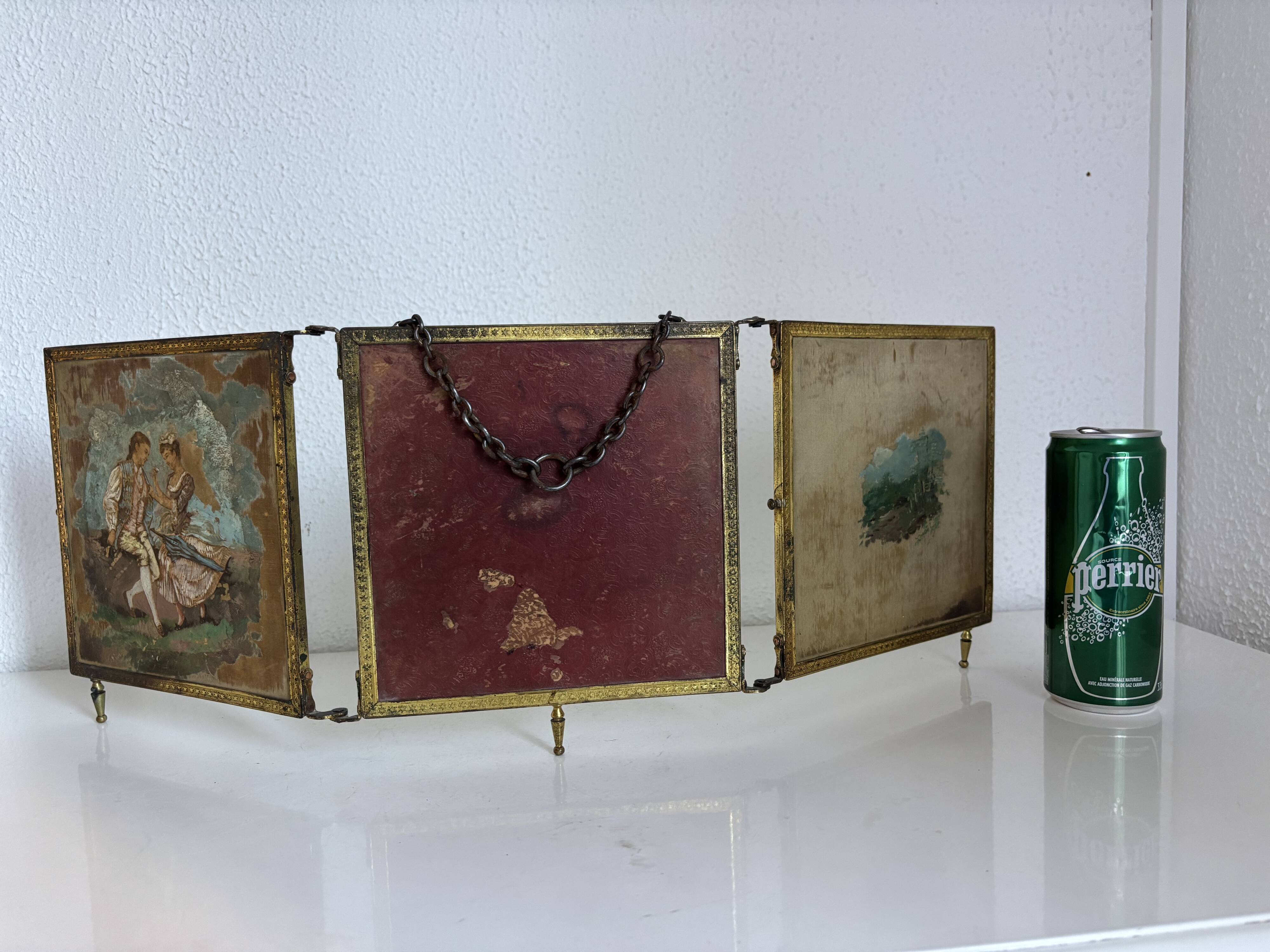Vintage 1900 triptych barber mirror in gold, gallant scene - 20 x 59 cm