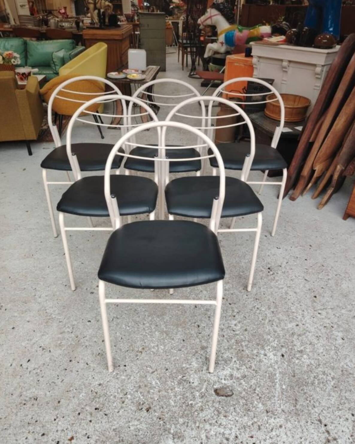 Set of 6 vintage chairs