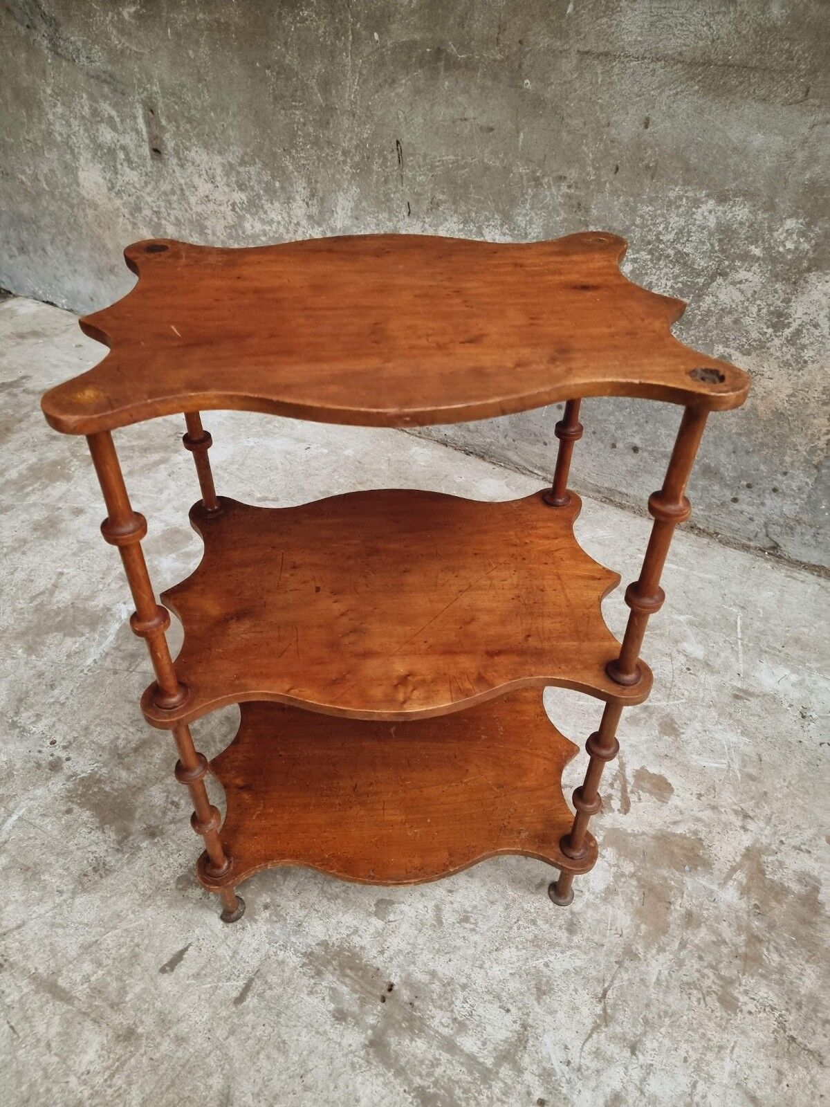 Antique etagère brocante side table plant table