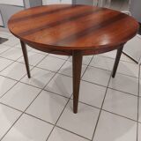 Expandable rosewood table vinrage 1970s