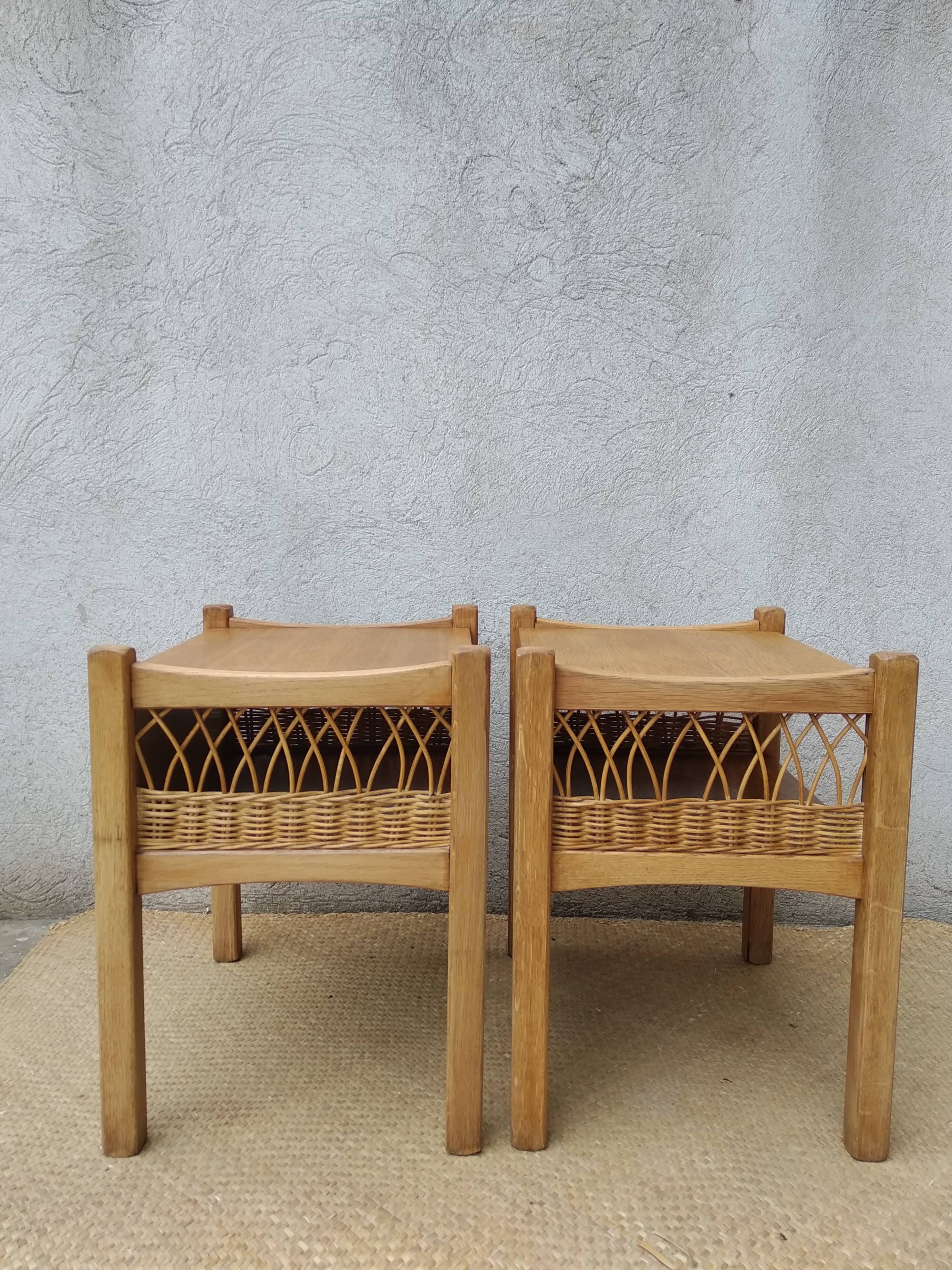 Paire de chevets bois et rotin