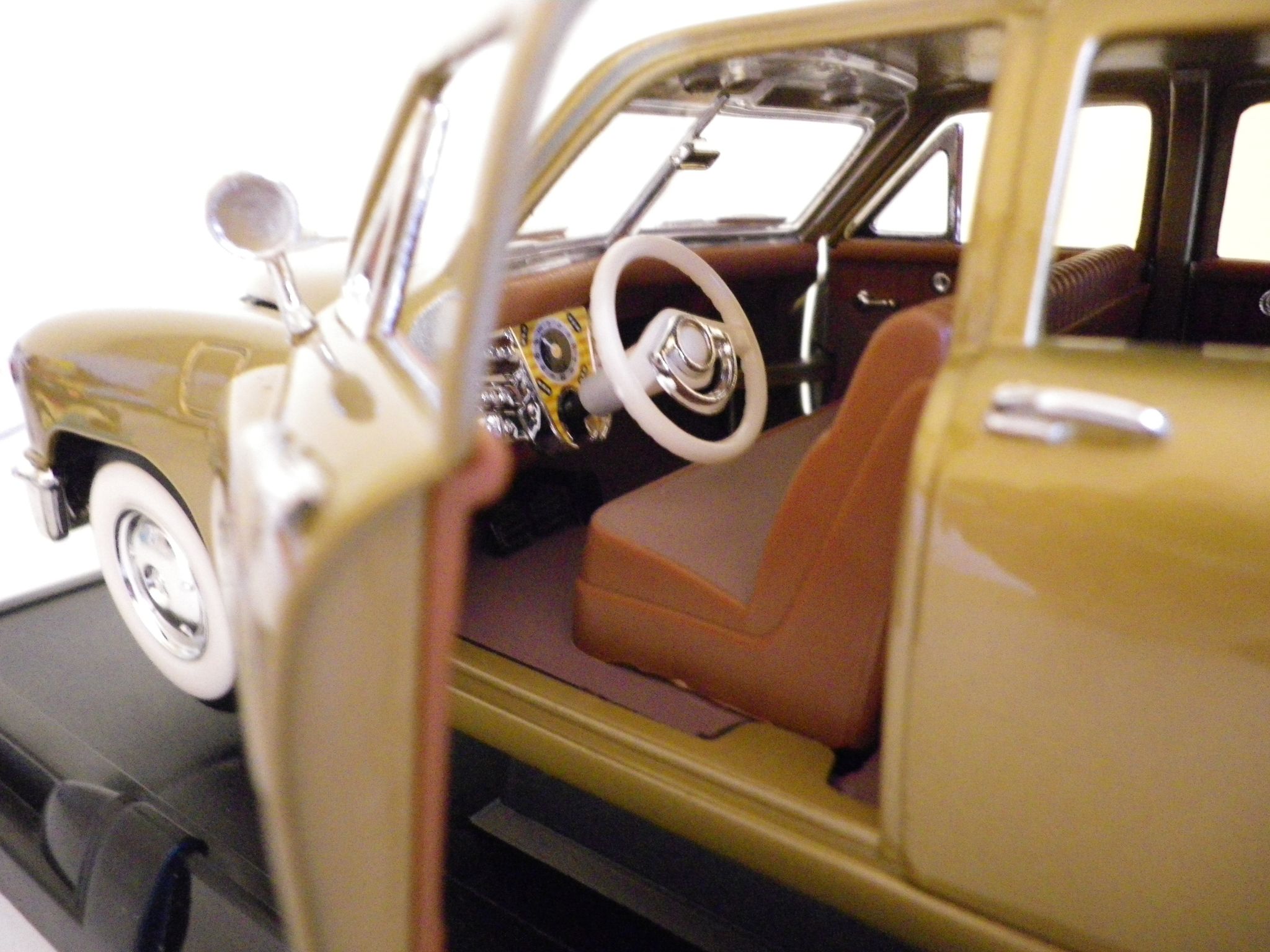 1948 Tucker Torpedo - American Collection Sedan - Original Box