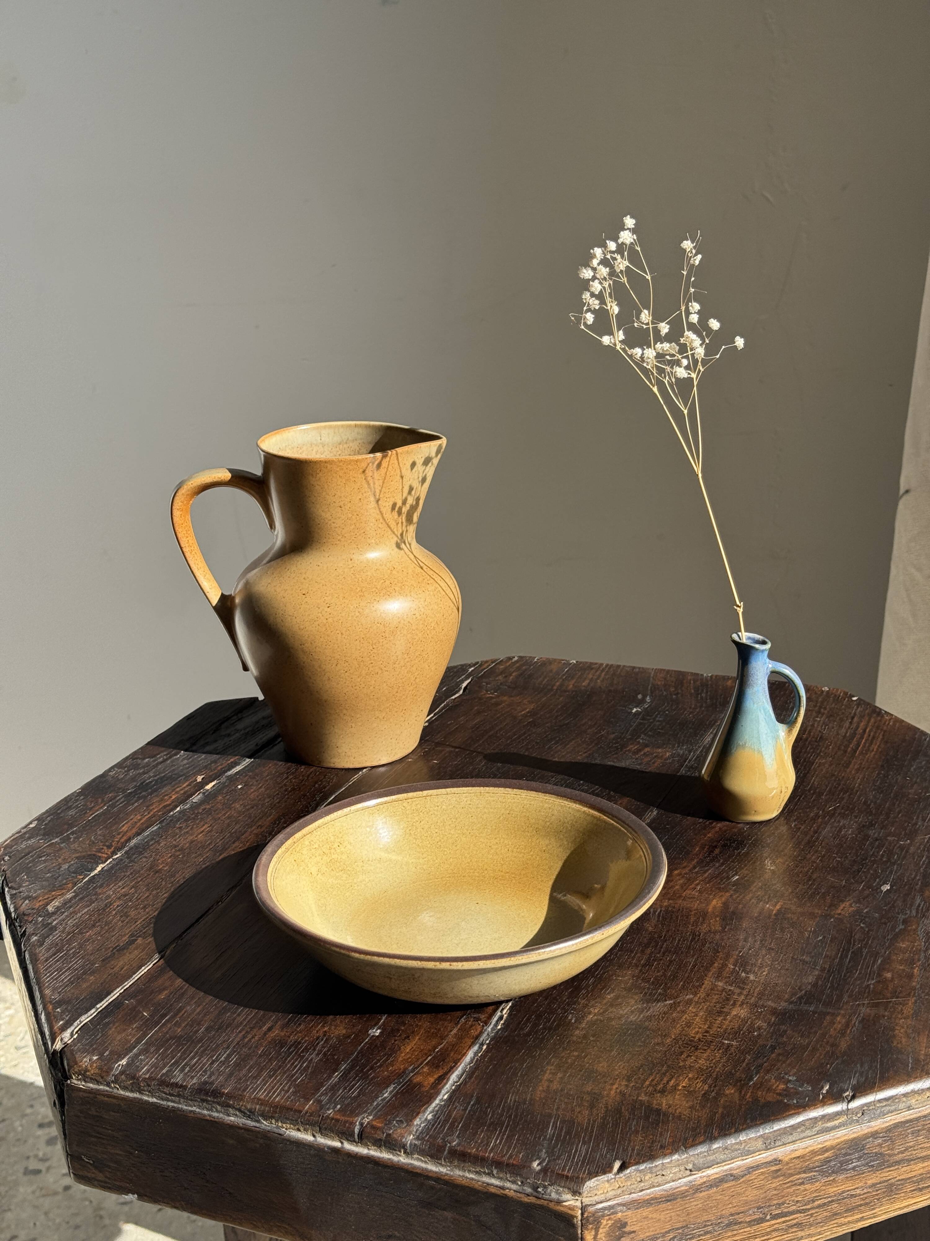 Grande carafe boule en grès orange H20