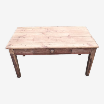 Table de ferme basse