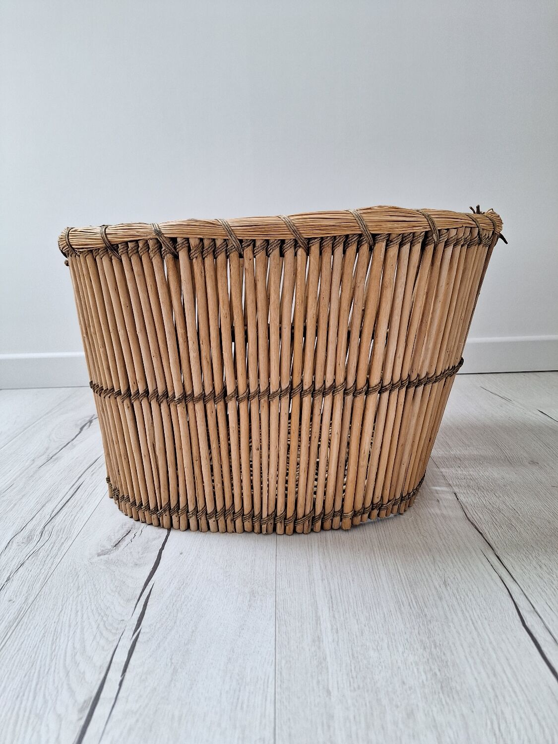 Rattan basket / basket