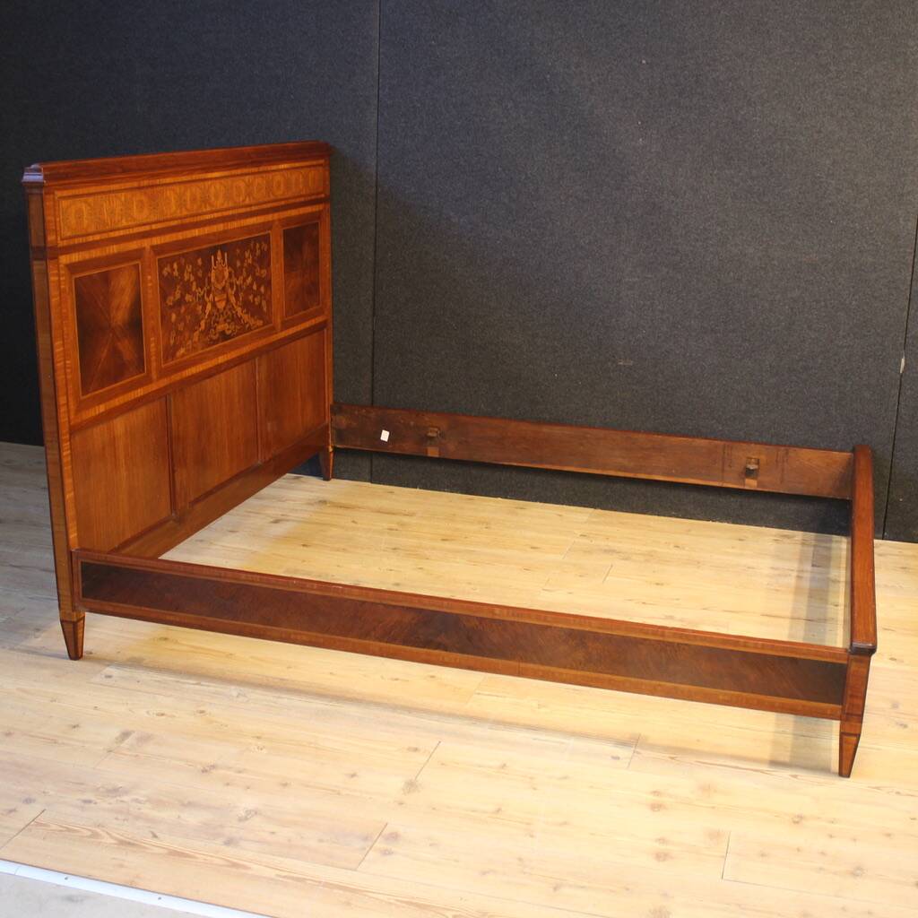 Lit double de style Louis XVI, Italie 20e siècle